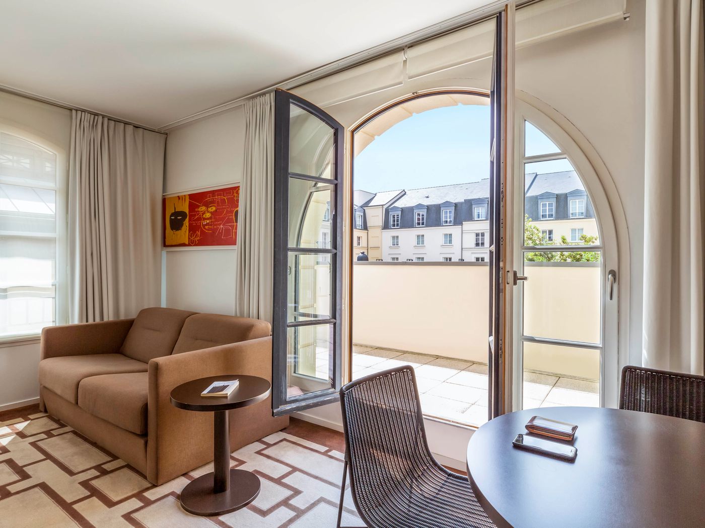 Adagio-Aparthotel-Serris-Val-d-Europe-Room-4