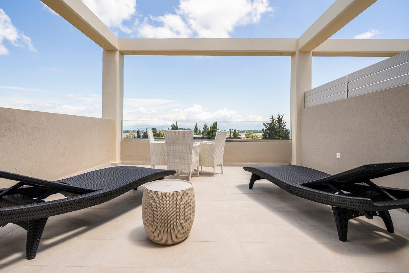 Debono-Hotel-Room-70