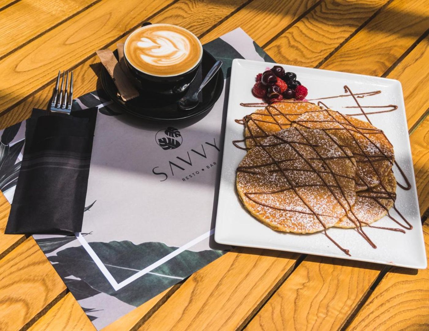 Canadian-Hotel-Restaurant-49