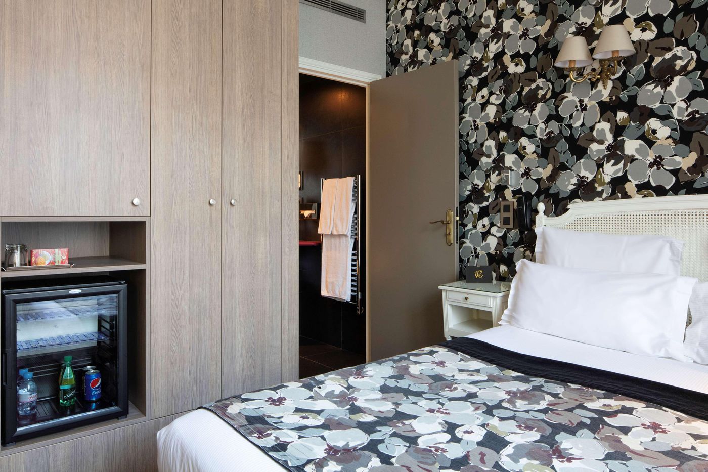 Regent-s-Garden---Astotel-Room-3