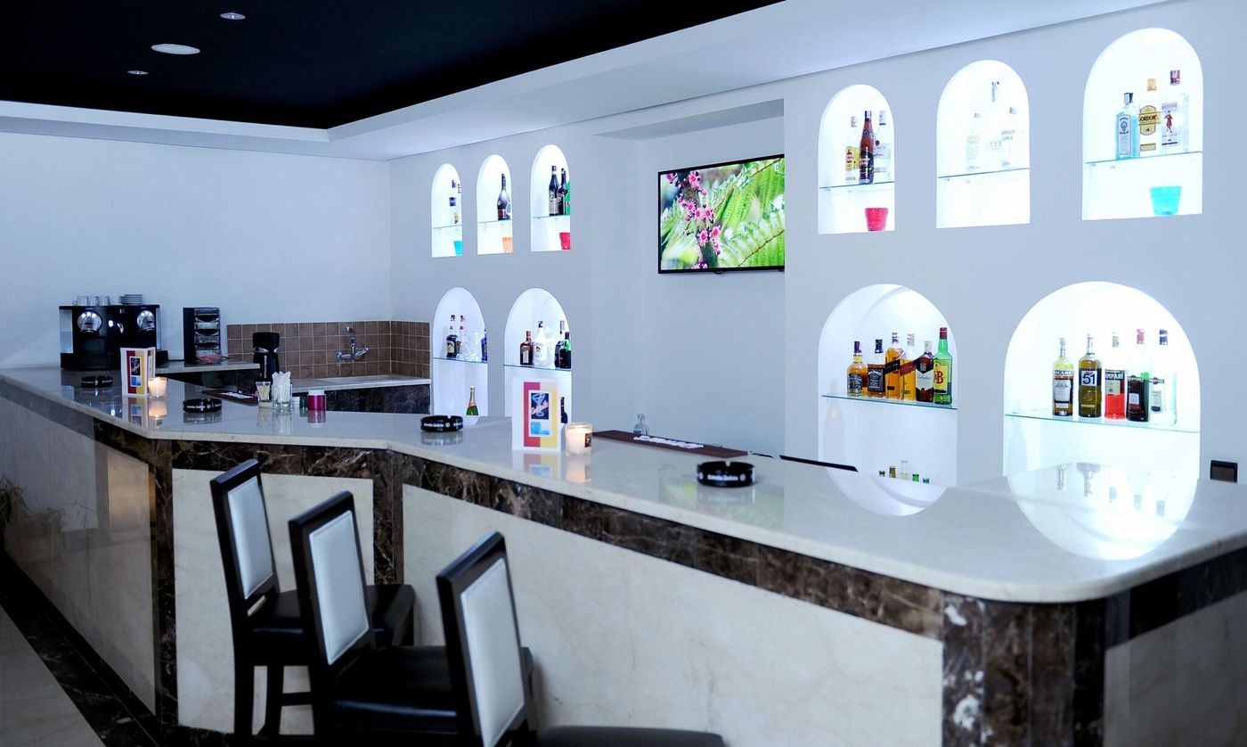 Blue-Sea-Le-Printemps-Bar-26