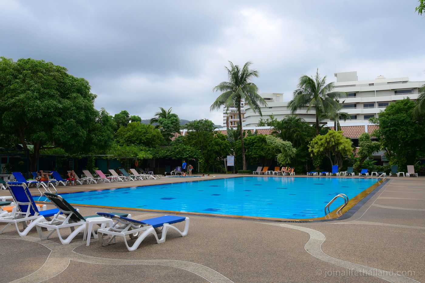 Patong-Resort--SHA-Extra-Plus--Pool-6