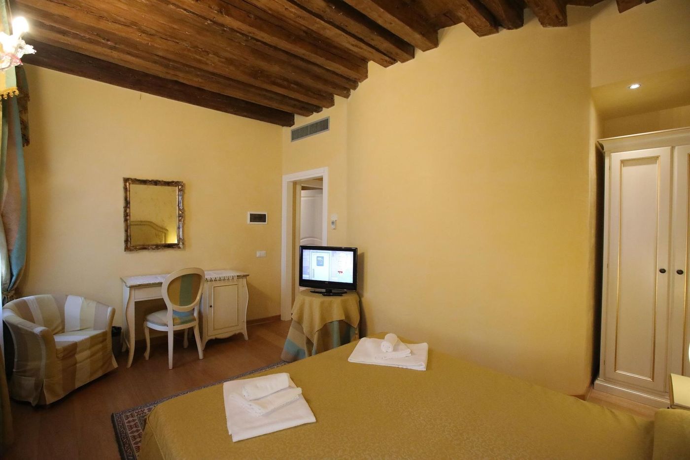 Alla-Vigna-Room-Only-Room-16
