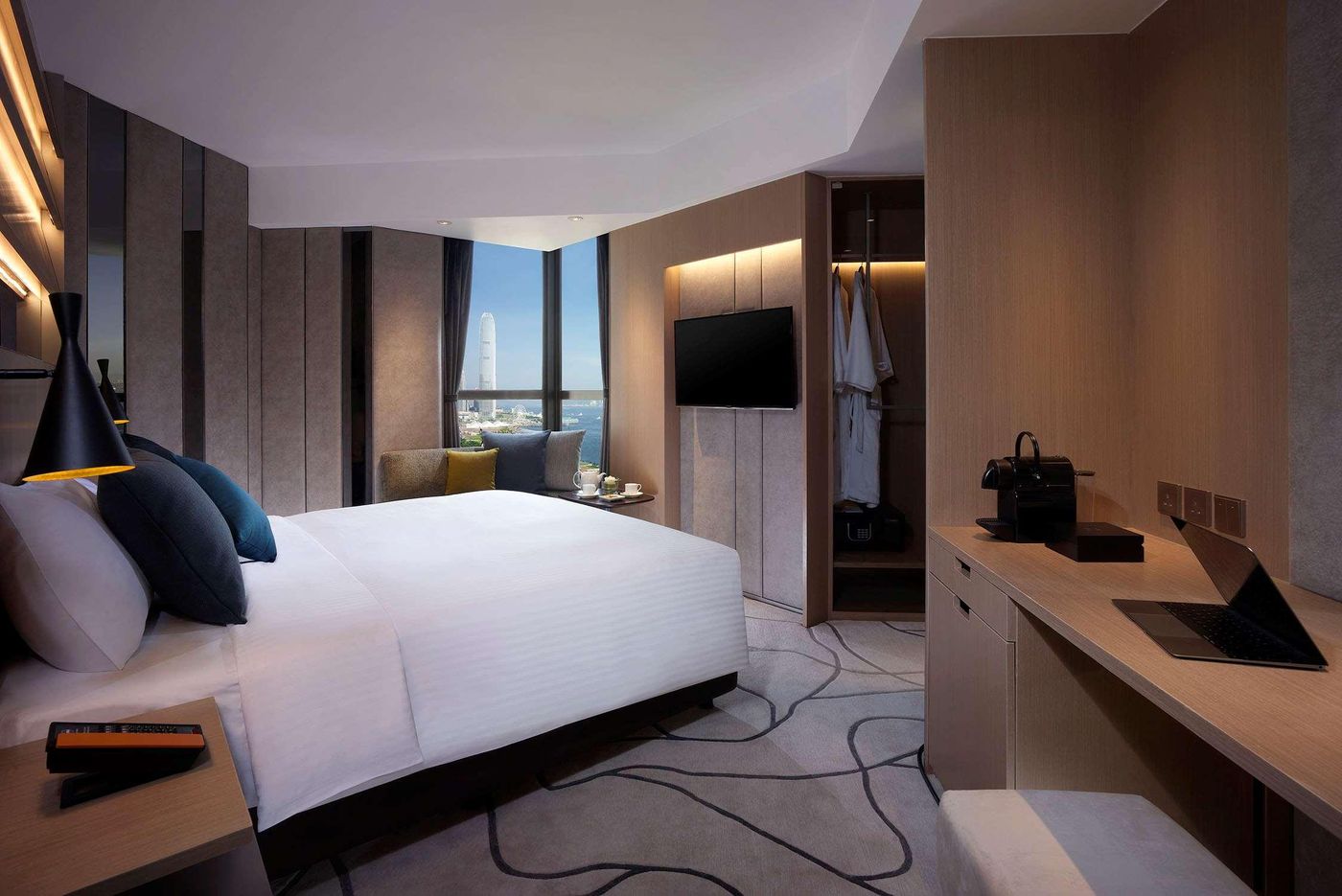 The-Harbourview-Hong-Kong-Room-15
