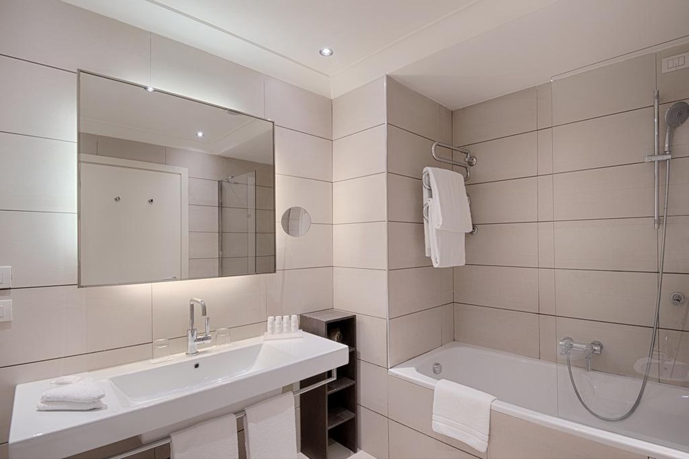 Radisson-Blu-Hotel-Room-23