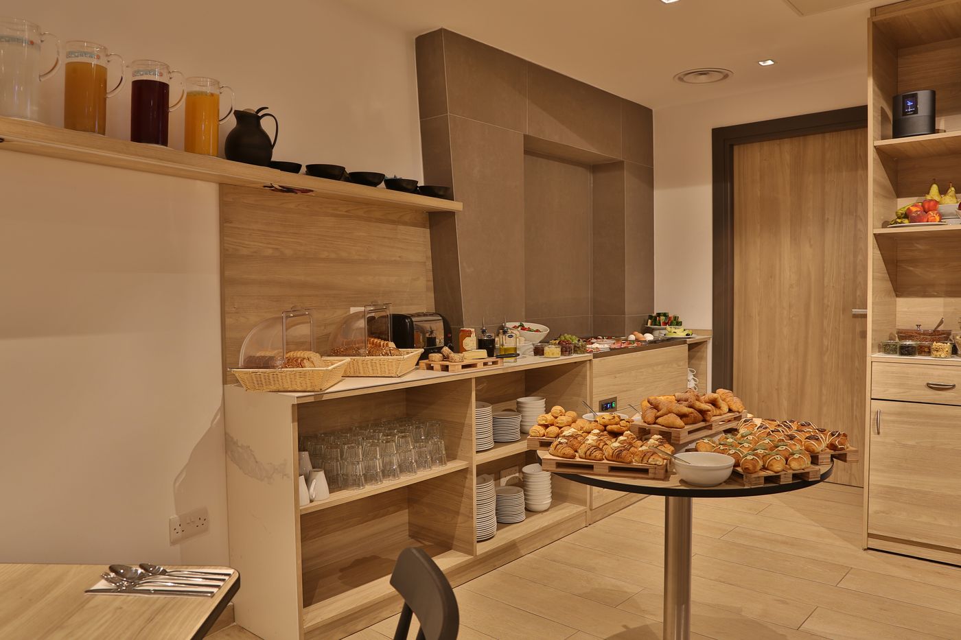 Ivy-Hotel-Restaurant-19