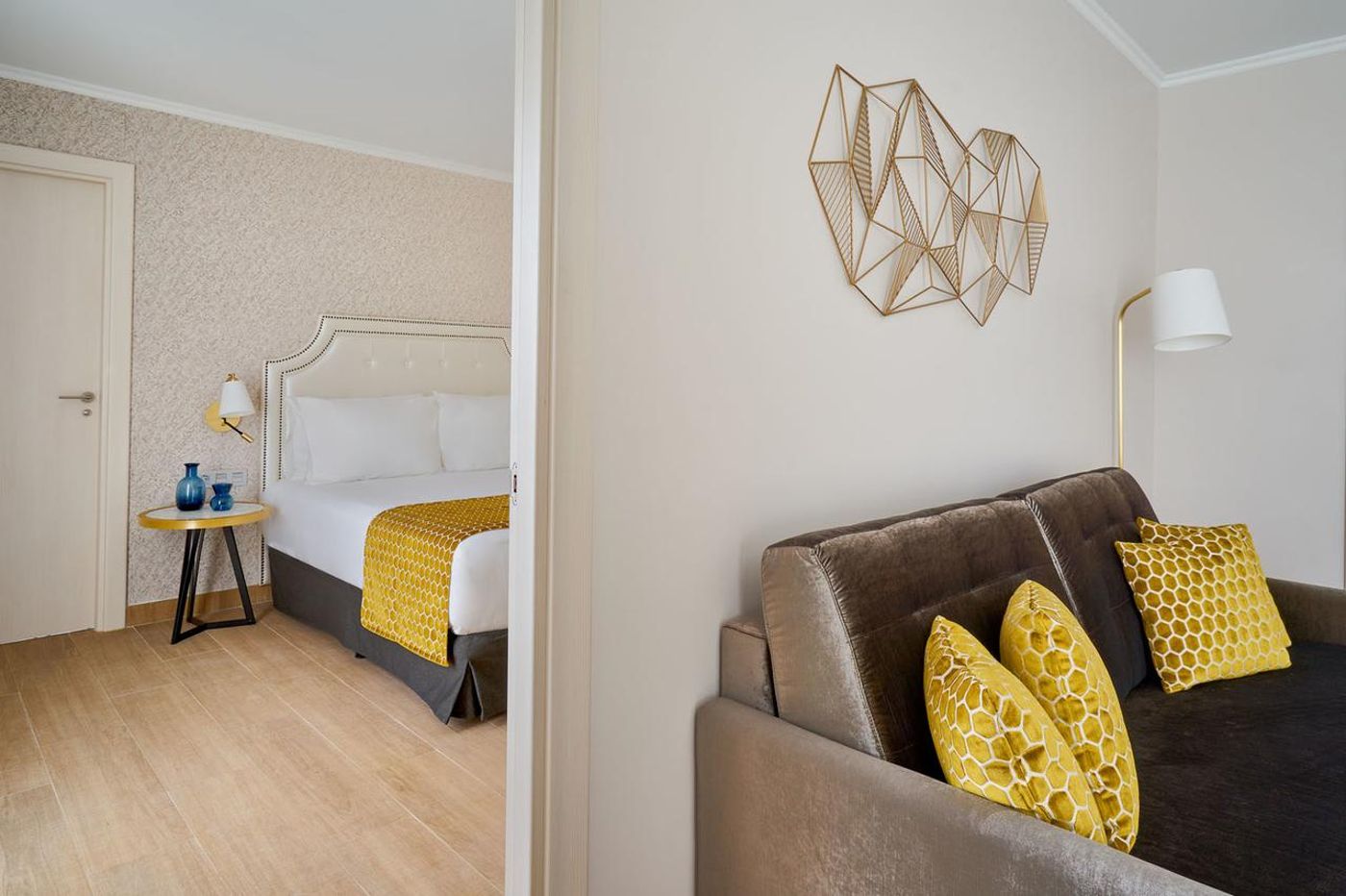 Tandem-Soho-Suites-Room-18