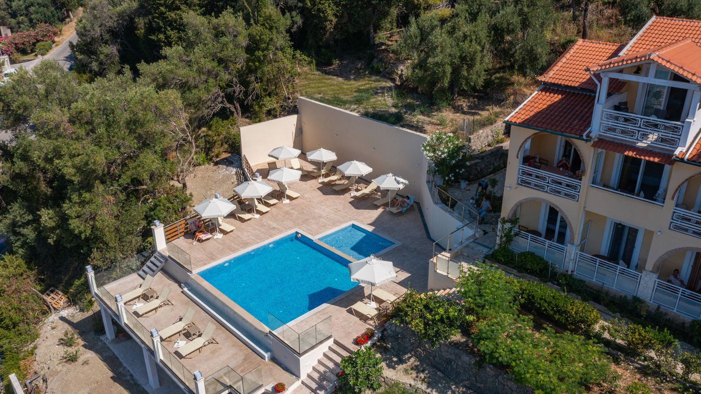 Mazis-Apartments-Pool-5