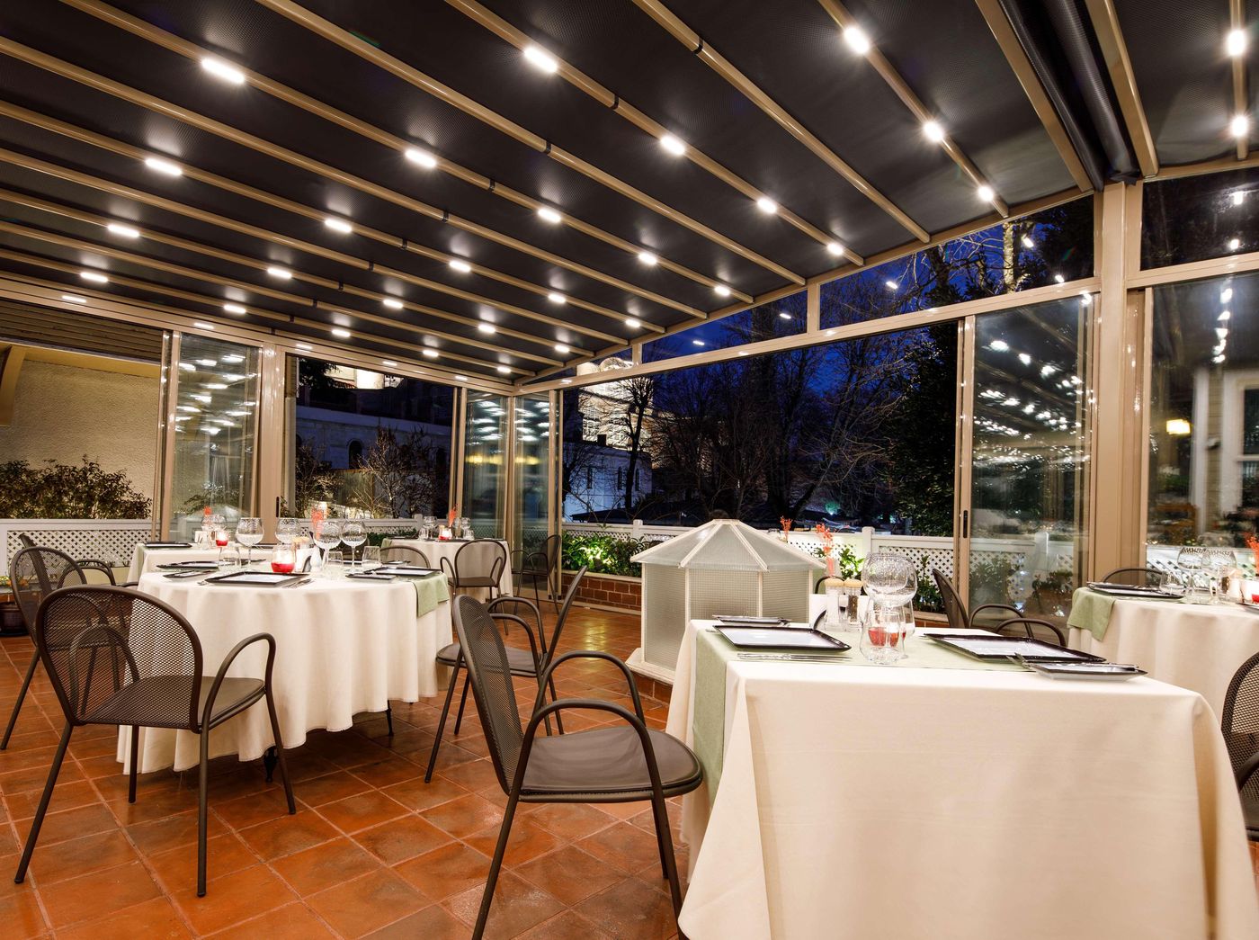 Hagia-Sofia-Mansions-Curio-Collection-by-Hilton-Restaurant-8
