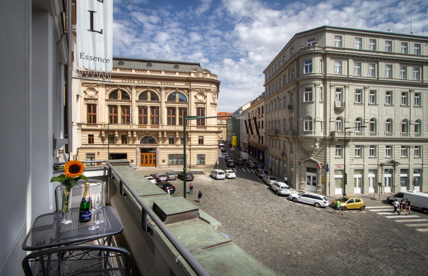 Essence-General-view-1