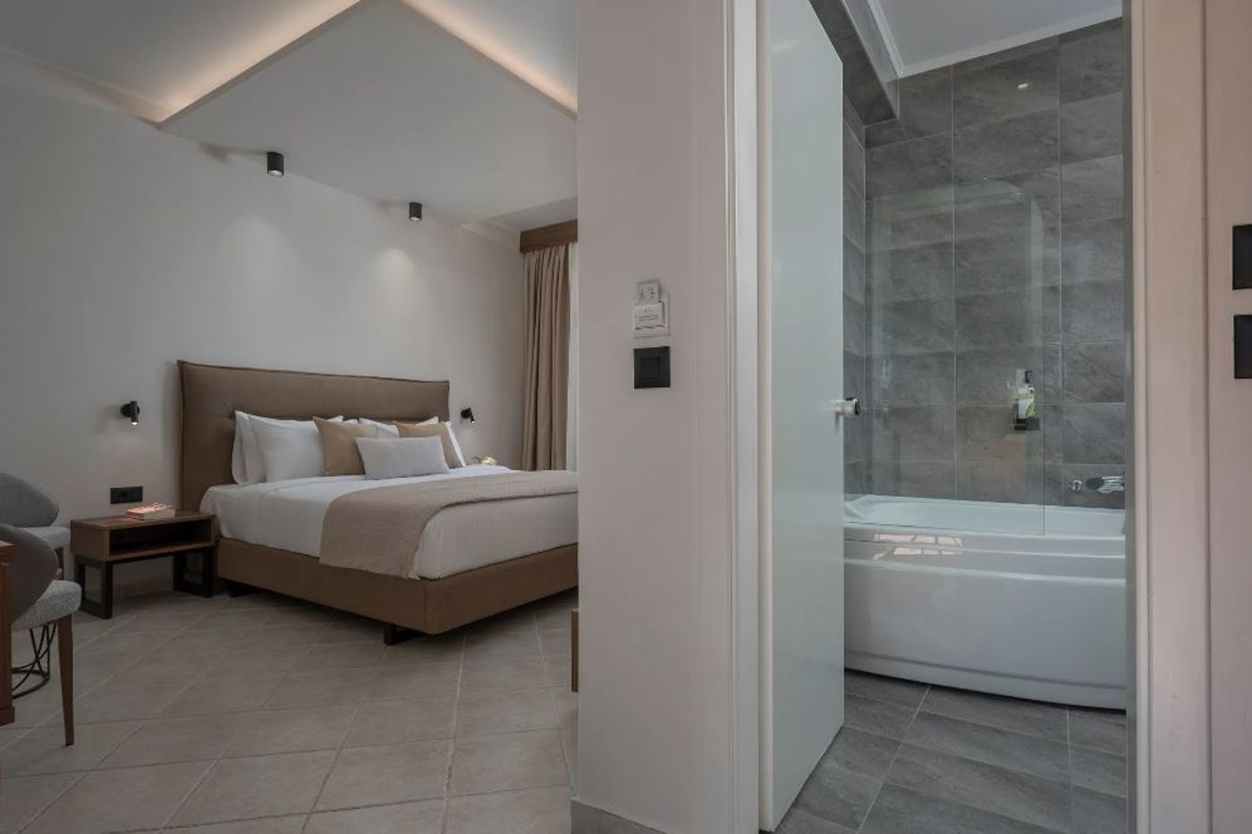 Alia-Palace-Hotel---Adults-Only-Room-38