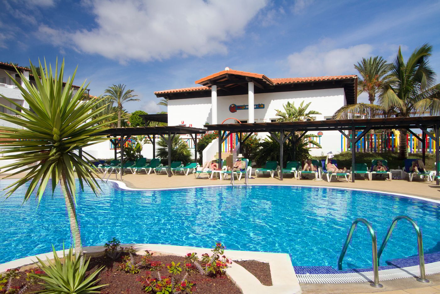 TUI-Magic-Life-Fuerteventura-Pool-1