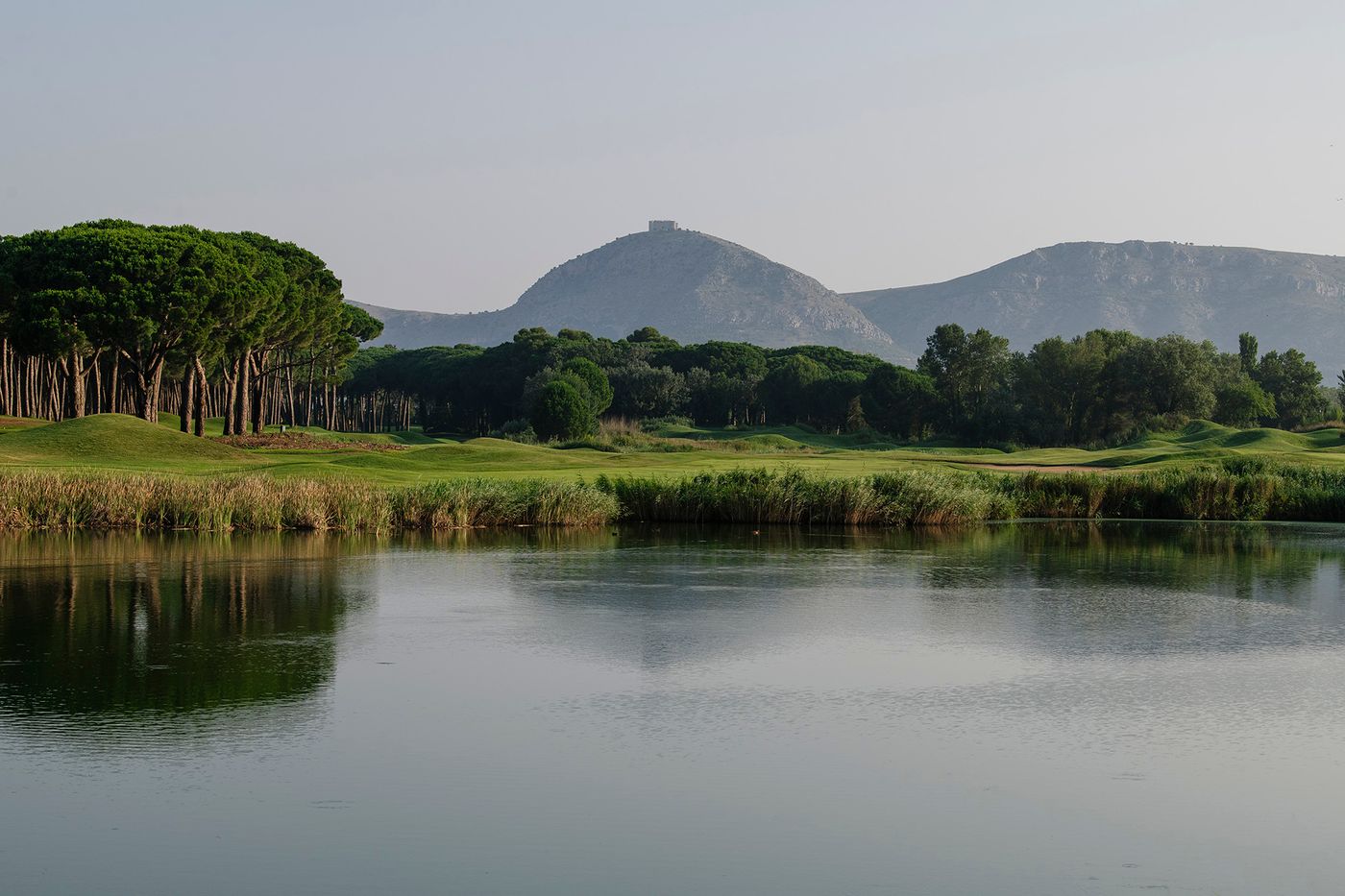 Double-Tree-by-Hilton-Hotel-Emporda-Sports-and-Entertainment-38