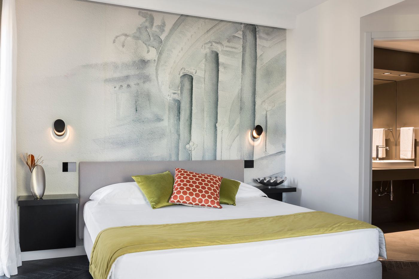 Hotel-Plaza-Opera-Room-12