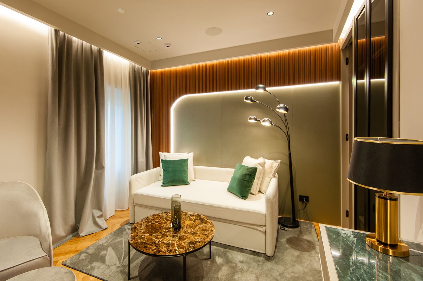 Delle-Nazioni-Room-64