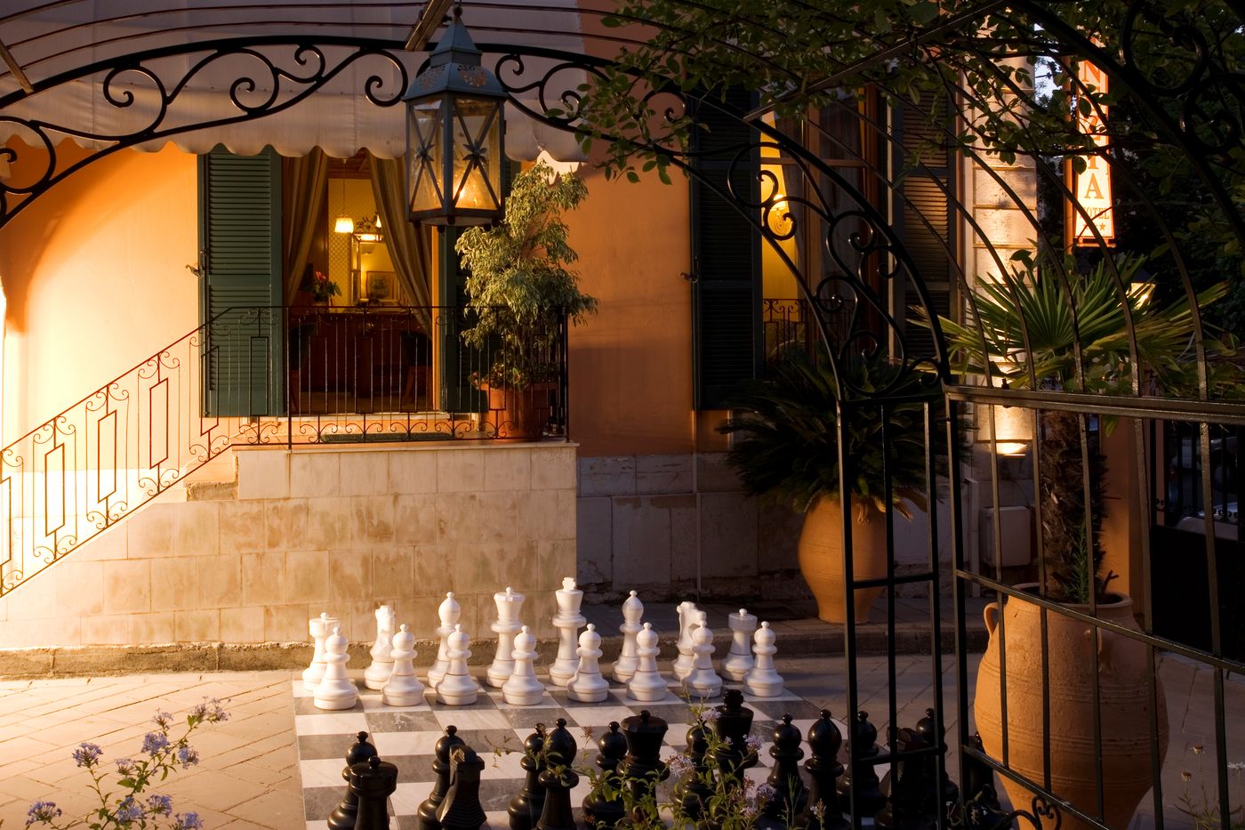 Bella-Venezia-Terrace-1