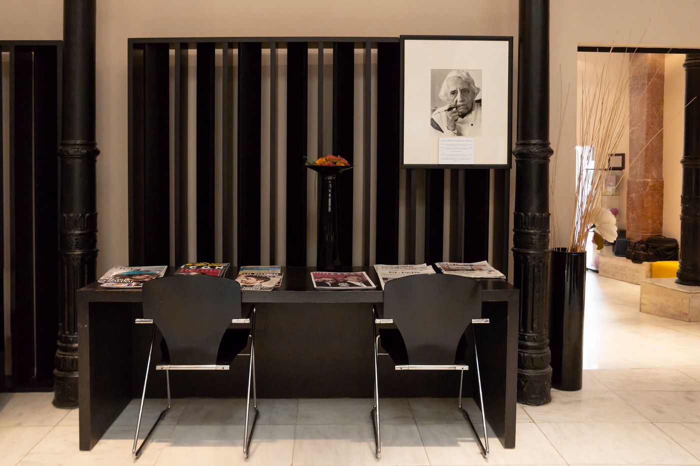 Petite-Palace-Plaza-Hotel-Sports-and-Entertainment-52