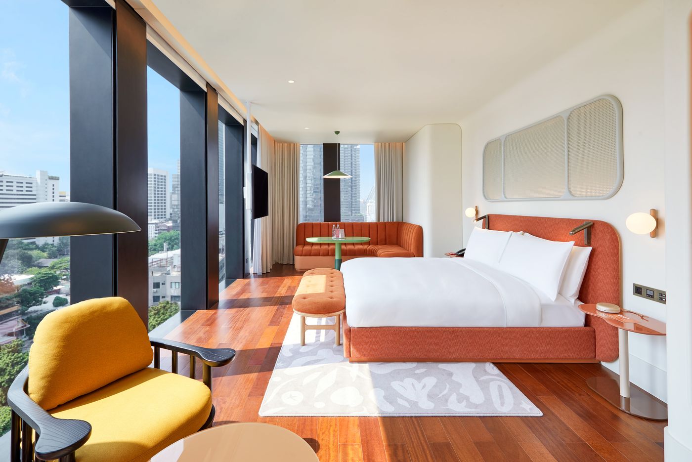 The-Standard--Bangkok-Mahanakhon-Room-19