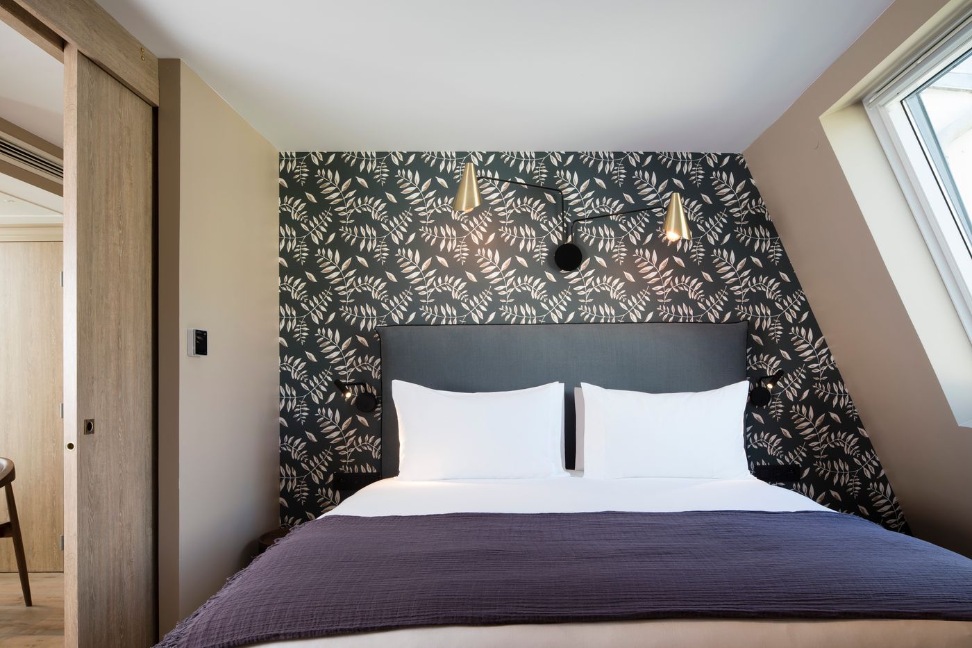 Maxim-Quartier-Latin-Room-41