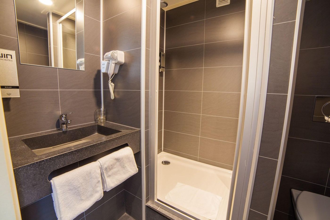 Hotel-Library-Amsterdam-Room-37