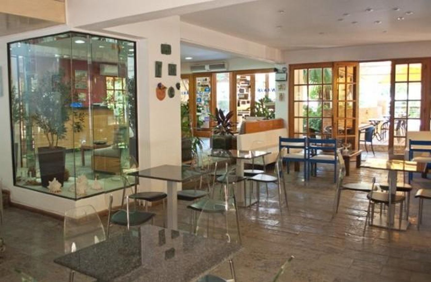 Stefanakis Hotel & Apartaments