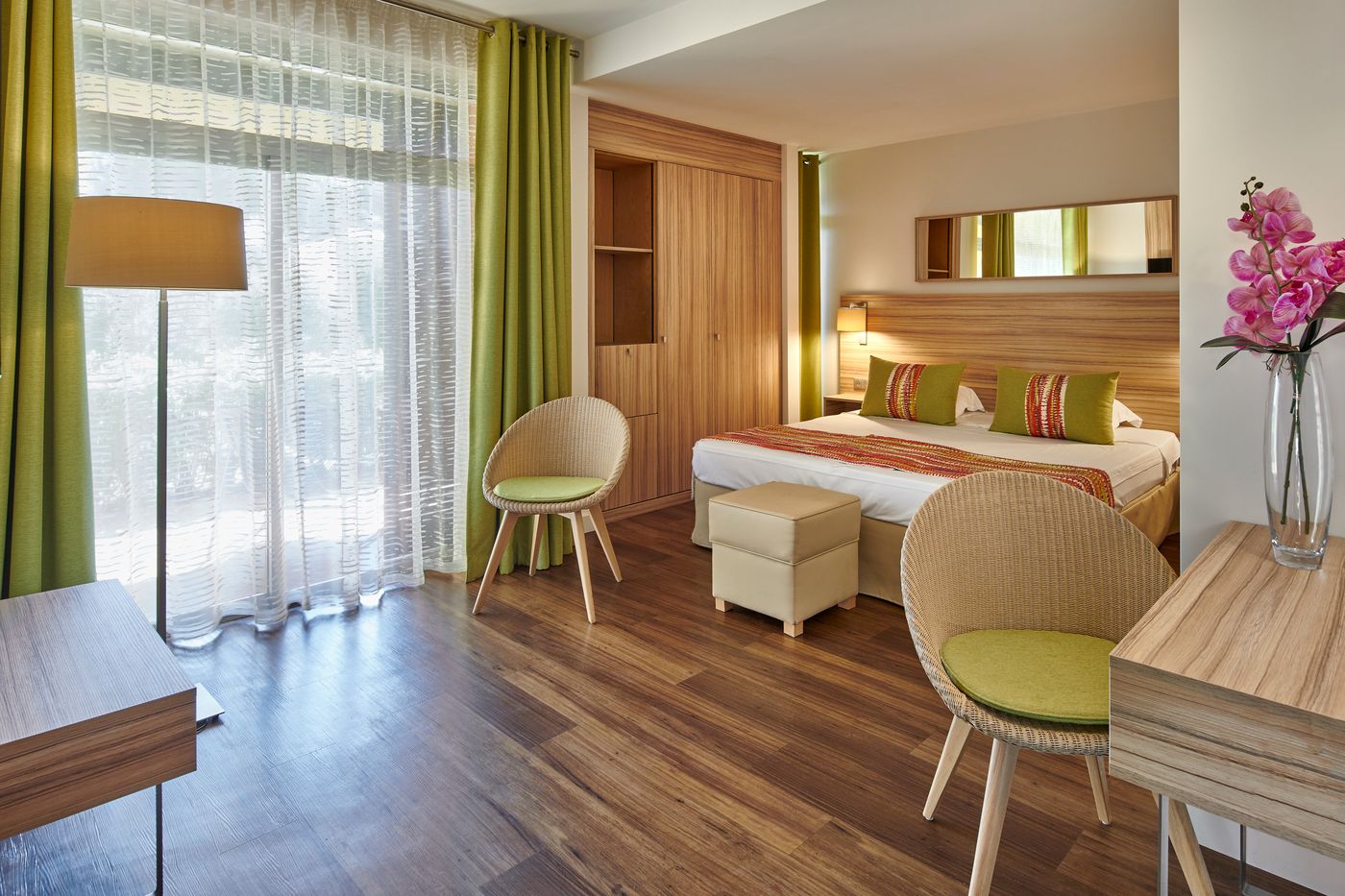 Hotel-Delcloy-Vacances-Bleues-General-view-16