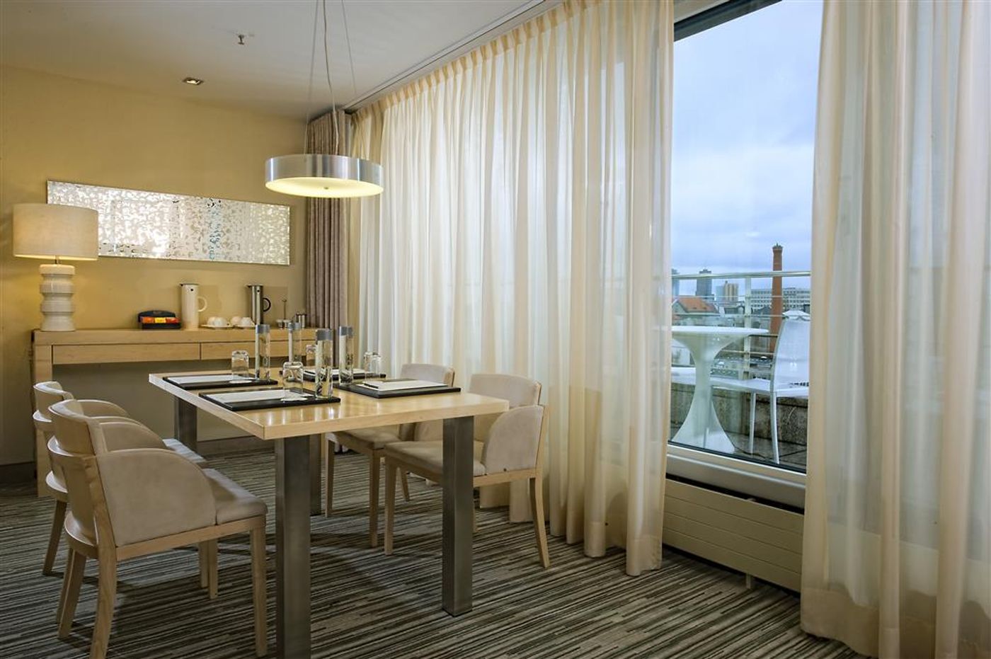 Sheraton-Berlin-Grand-Hotel-Esplanade-General-view-32