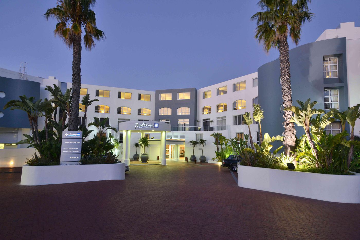 Radisson-Blu-Hotel-Waterfront-General-view-98