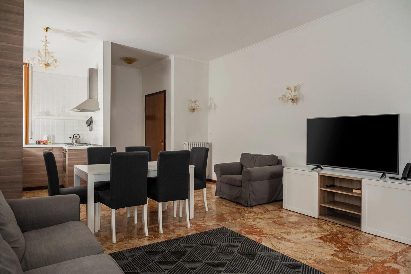 Hotel-Montecarlo-Room-42