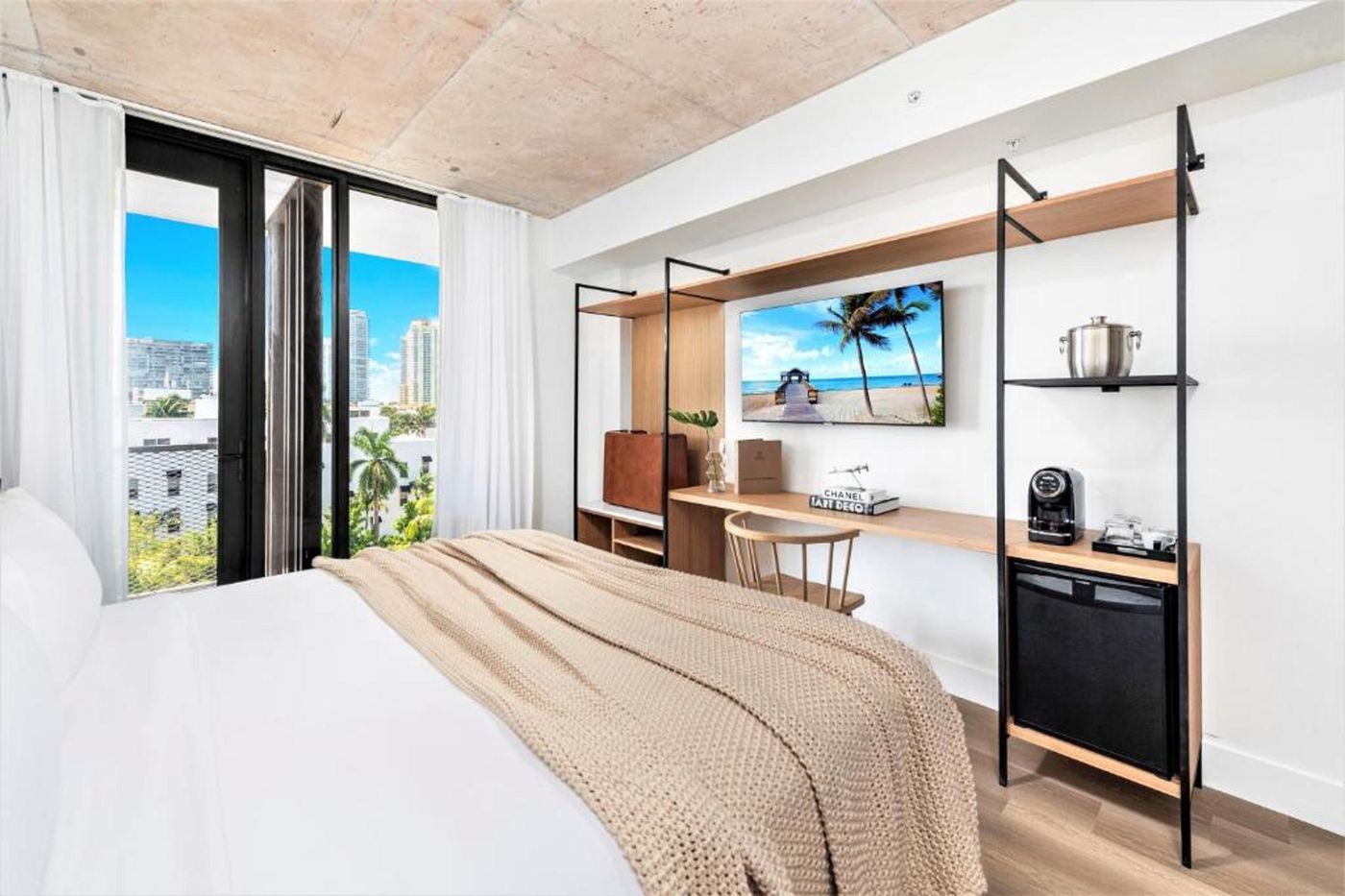 Urbanica Fifth Hotel - United States - Miami Beach - Room - 9