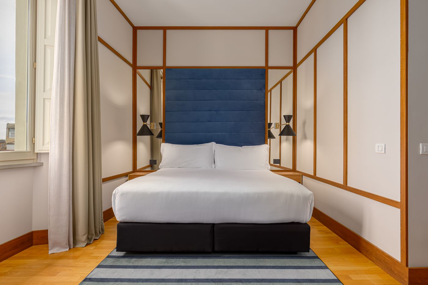 Room-Mate-Luca-Room-18