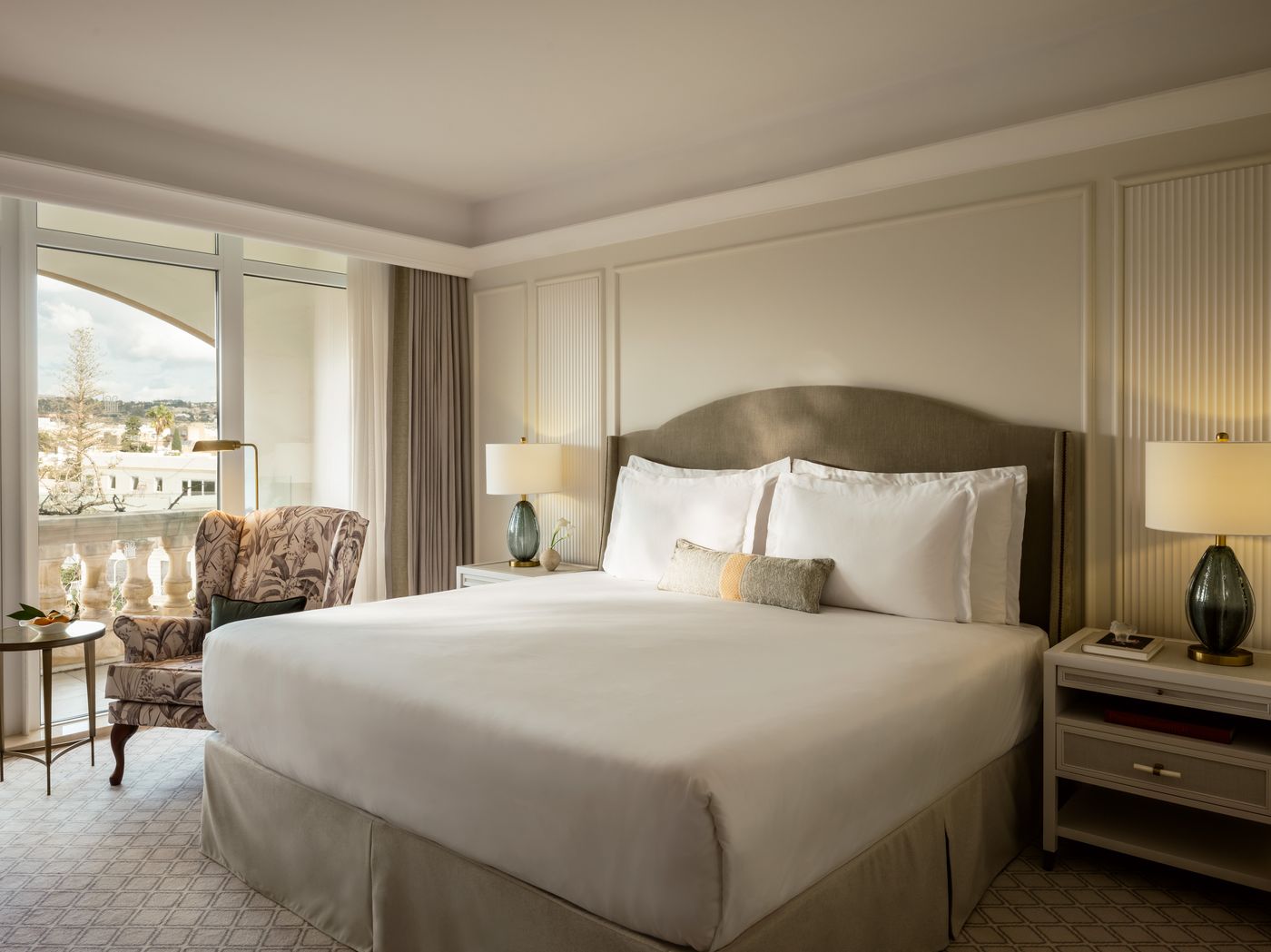 Corinthia-Palace-Hotel-Room-28