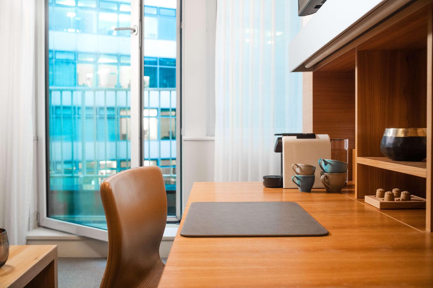 Lindner-Hotel-Berlin-Ku-damm--part-of-JdV-by-Hyatt-Room-21