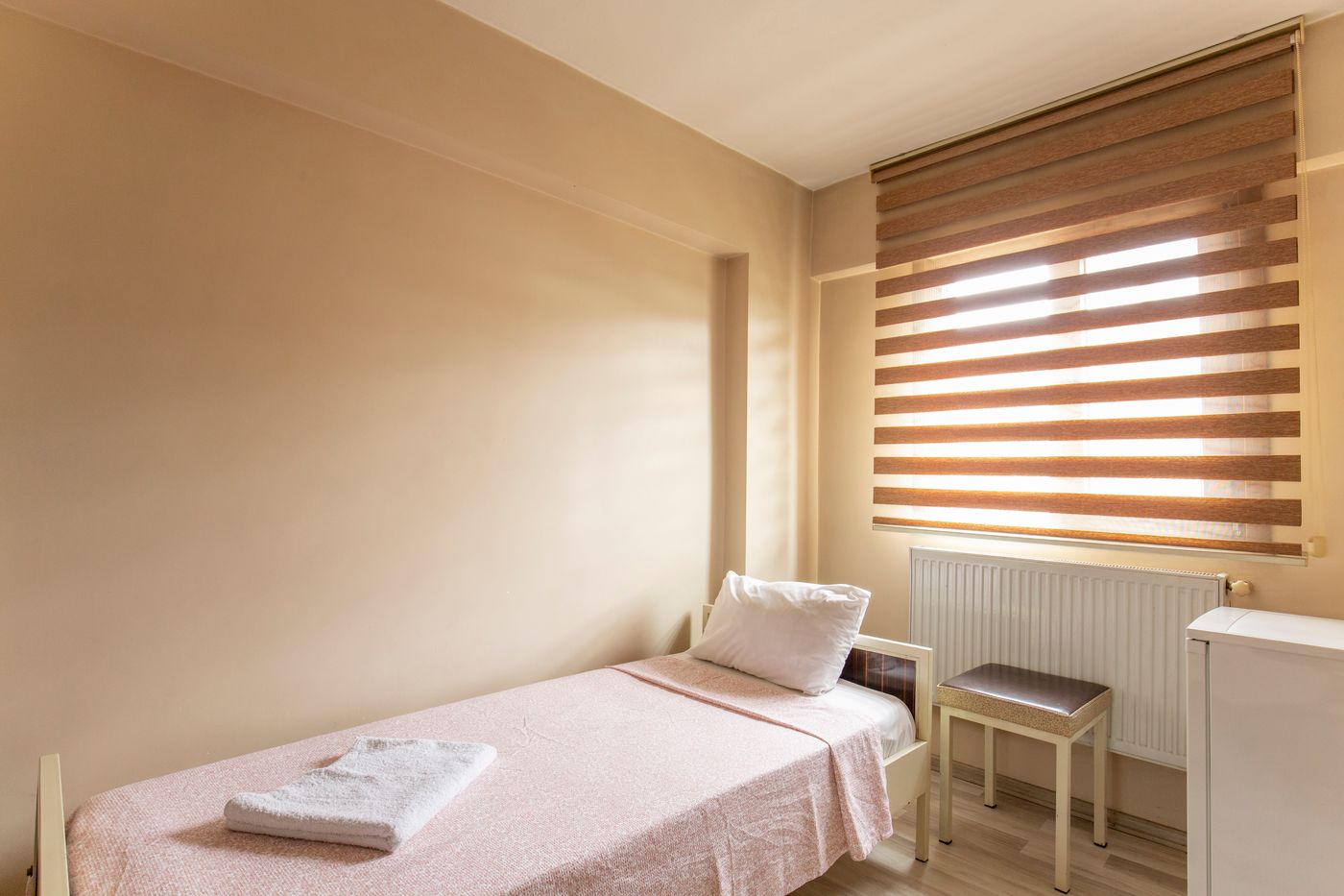 Beyoglu-Huzur-Hotel-Room-10