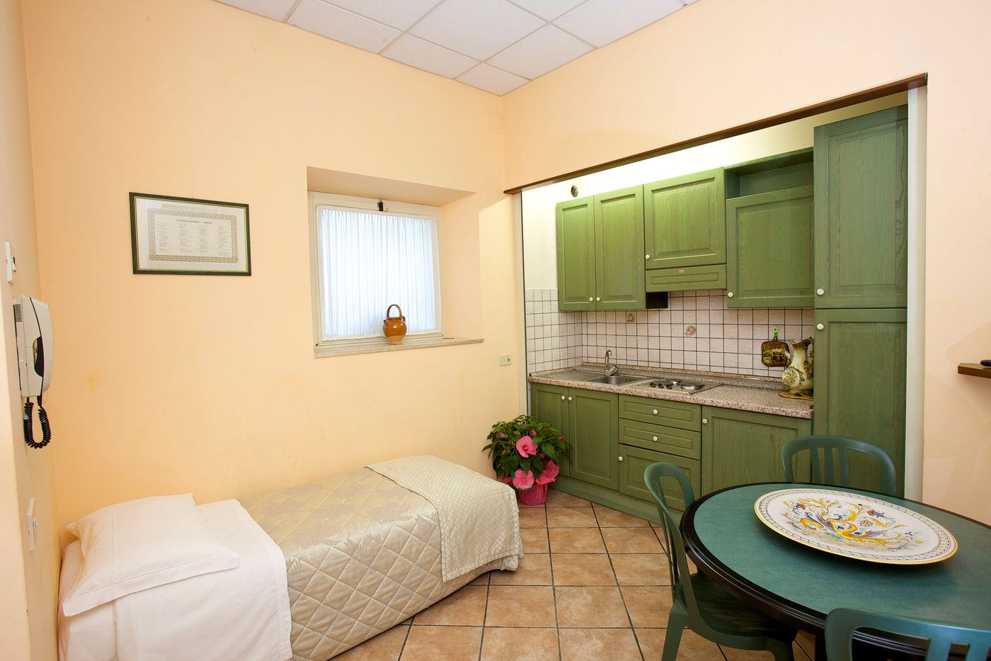 Hotel Frate Sole-Italy-SANTA MARIA DEGLI ANGELI-Room-6