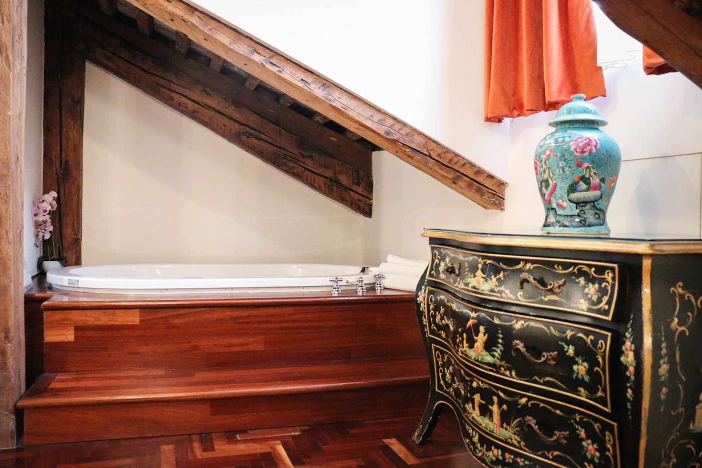 Ai-Cavalieri-Room-57