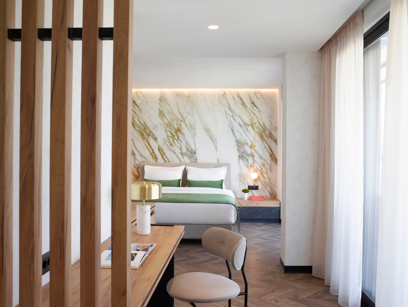 The-Port-Square-Hotel-Room-44