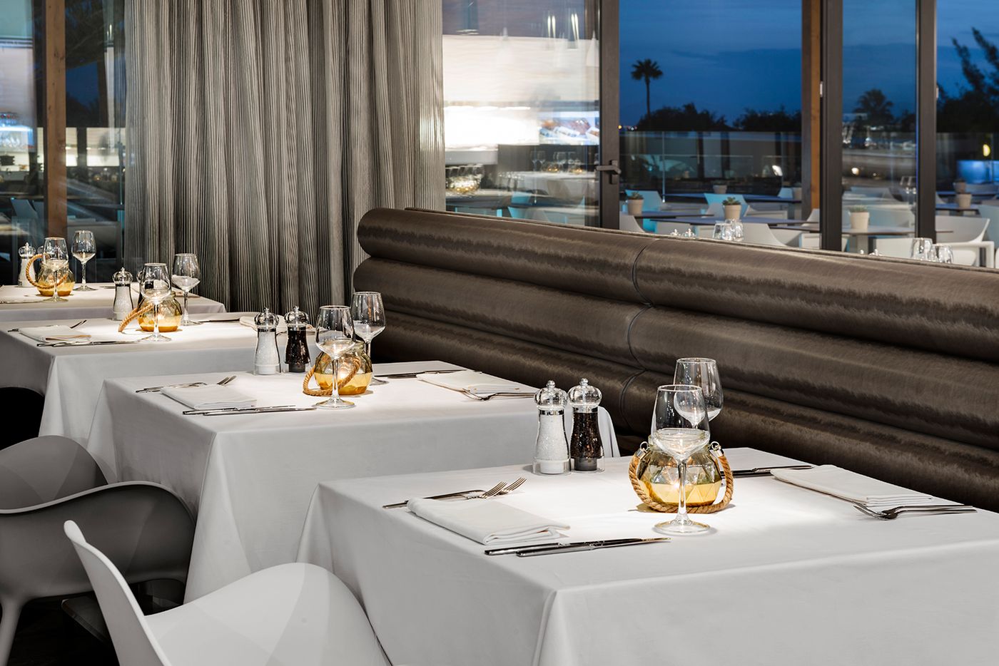 Elba---Premium-Suites---Adults-Only-Restaurant-41