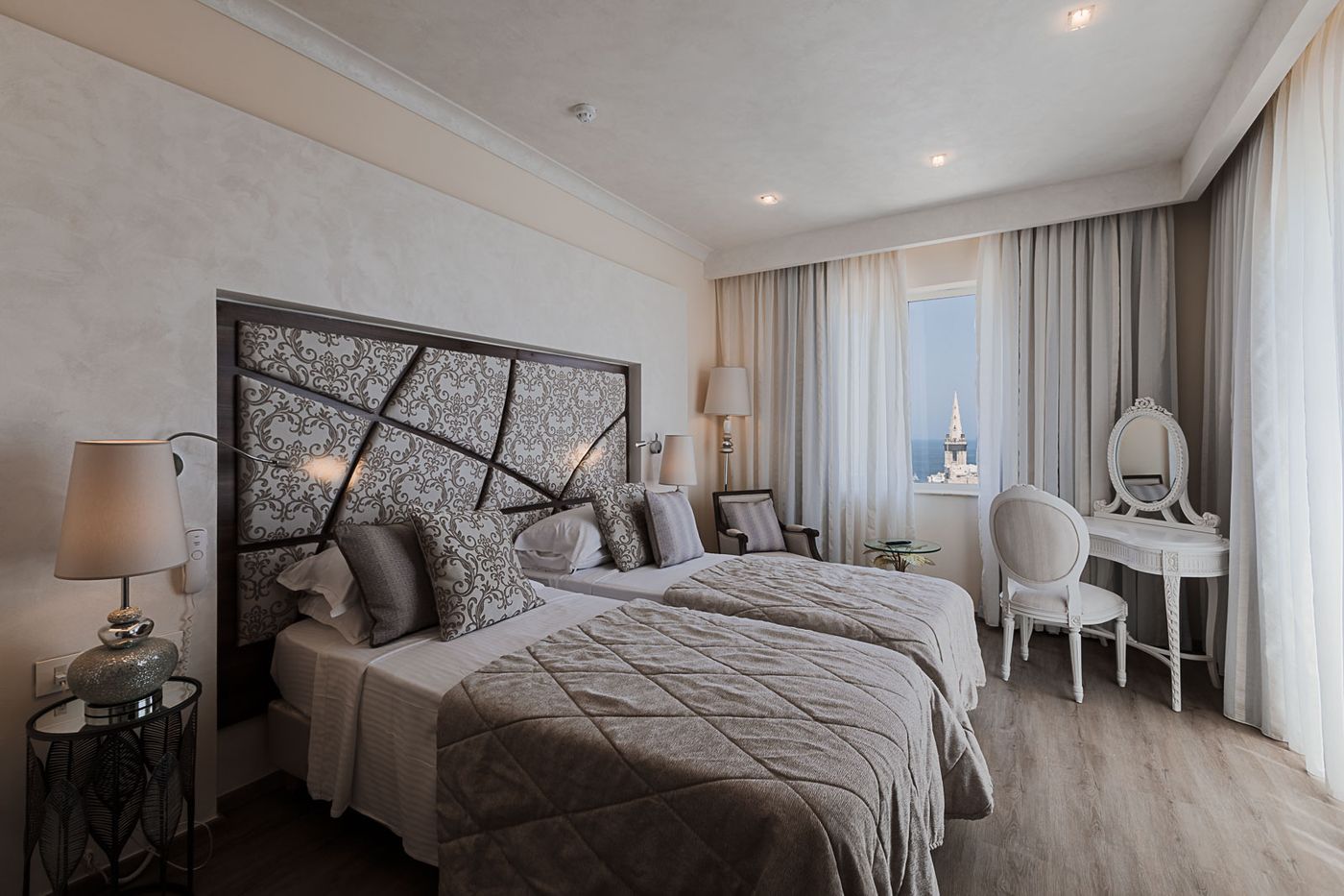 Osborne-Hotel-Room-14