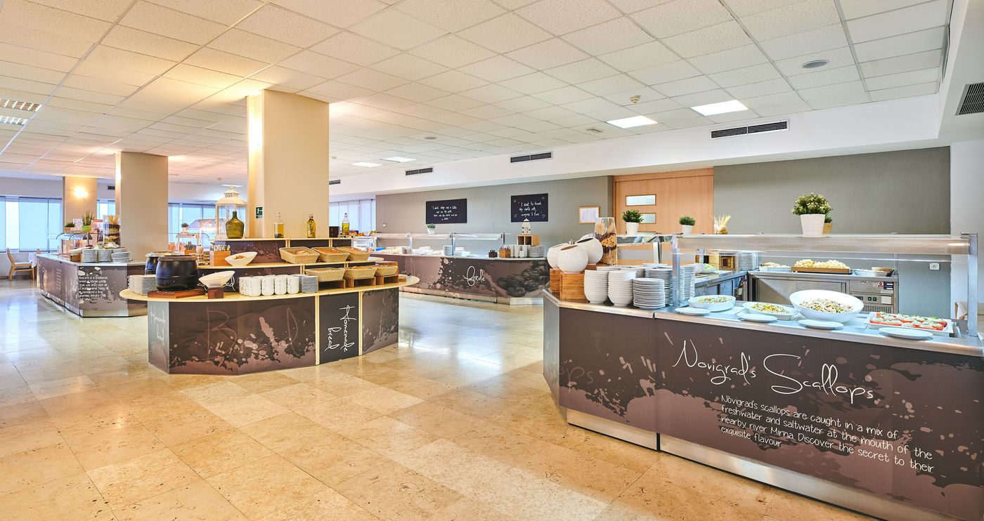 Hotel-Laguna-Restaurant-33