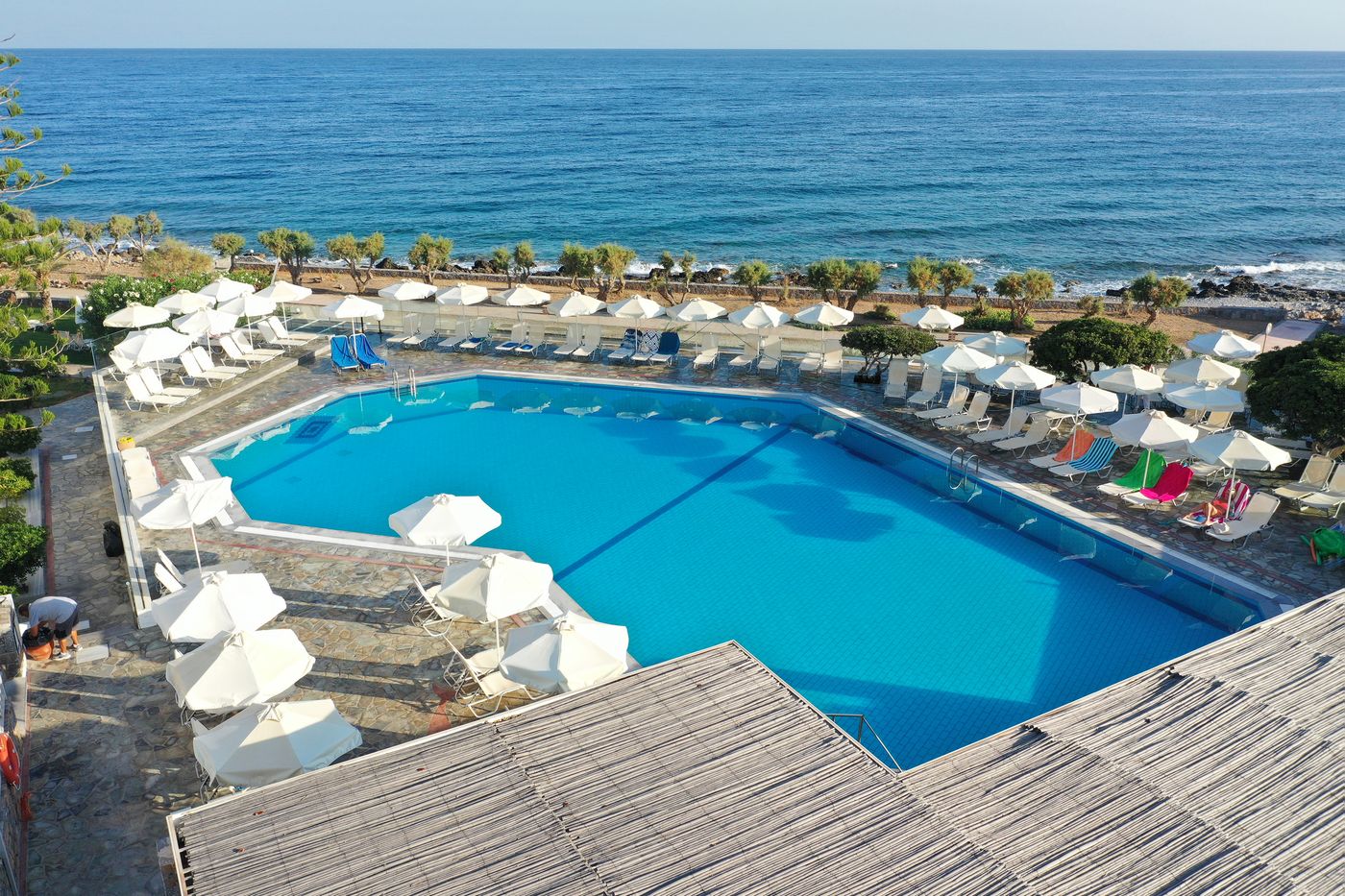 Maritimo-Beach-Hotel-Pool-9