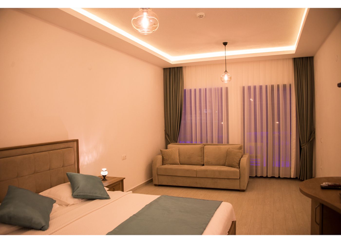 Golden Z Life Exclusive Hotel