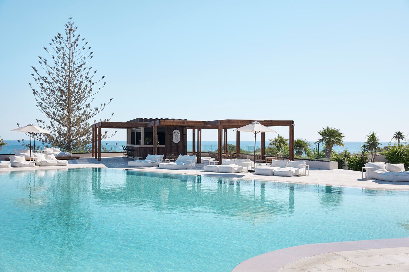 Helea Family Beach Resort