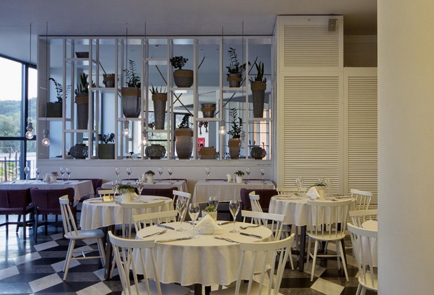 Aqua-Bay-Restaurant-21