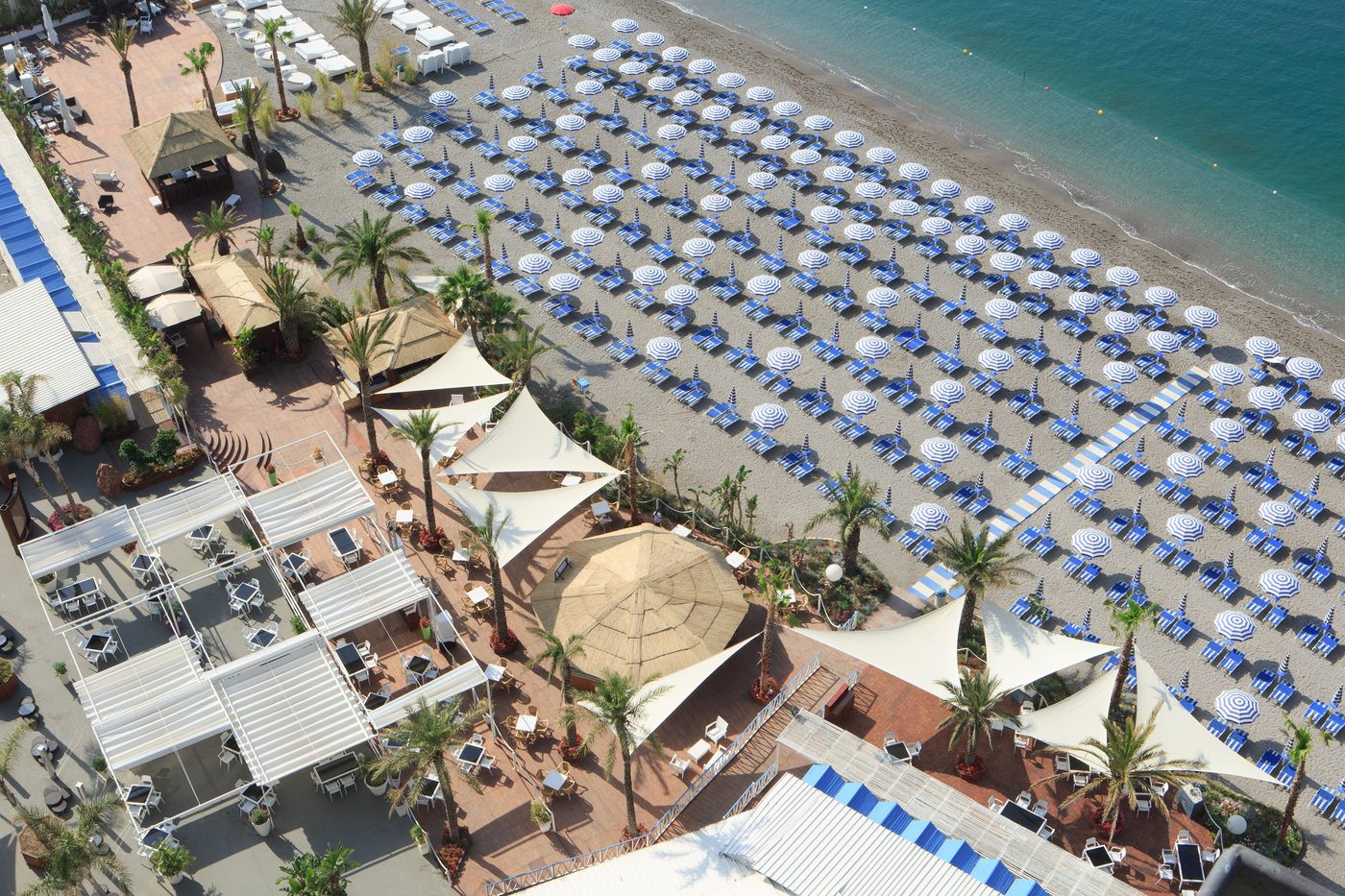 Lloyd-s-Baia-Beach-52