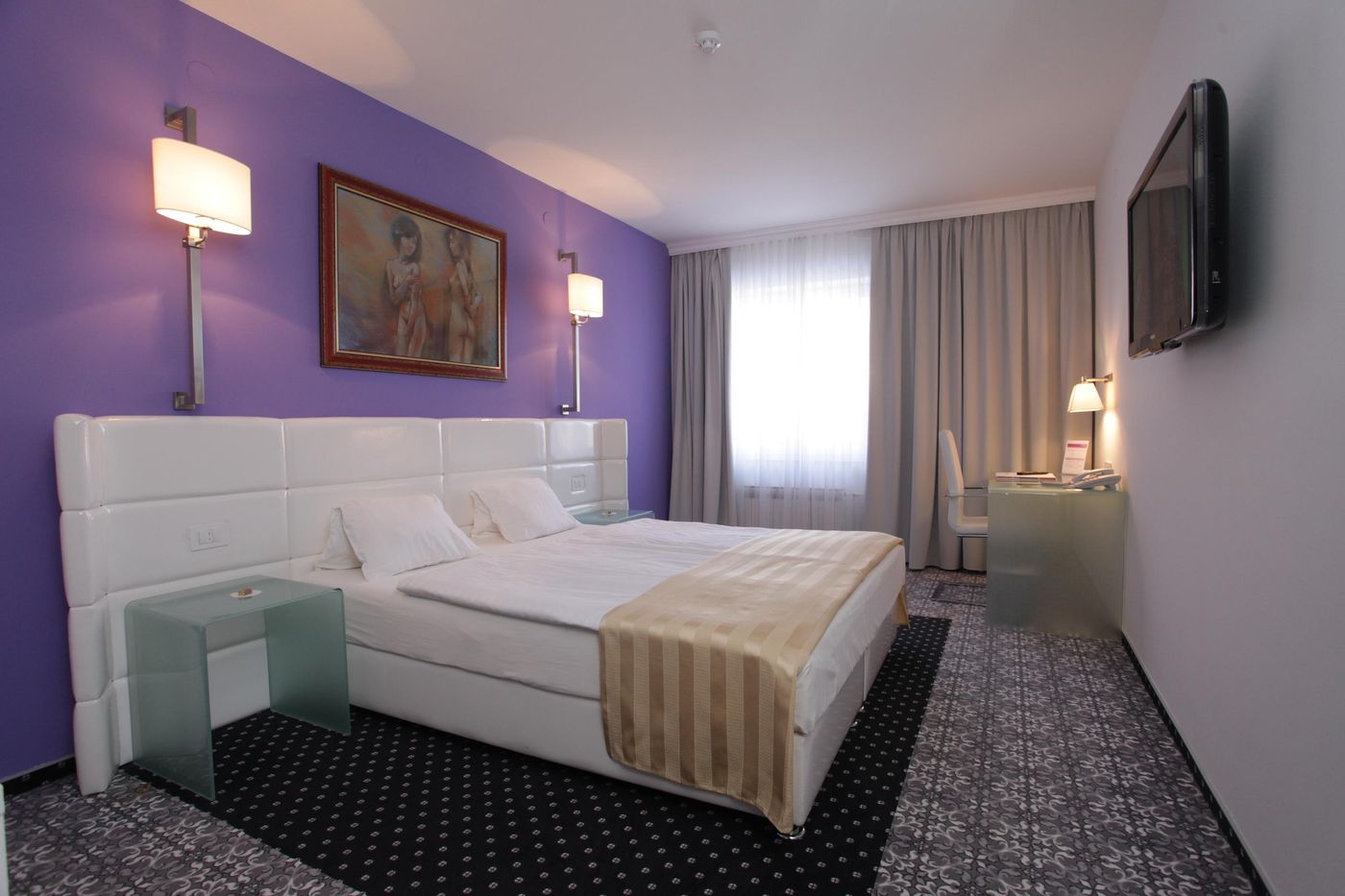 Phoenix Hotel-Croatia-ZAGREB-Room-5