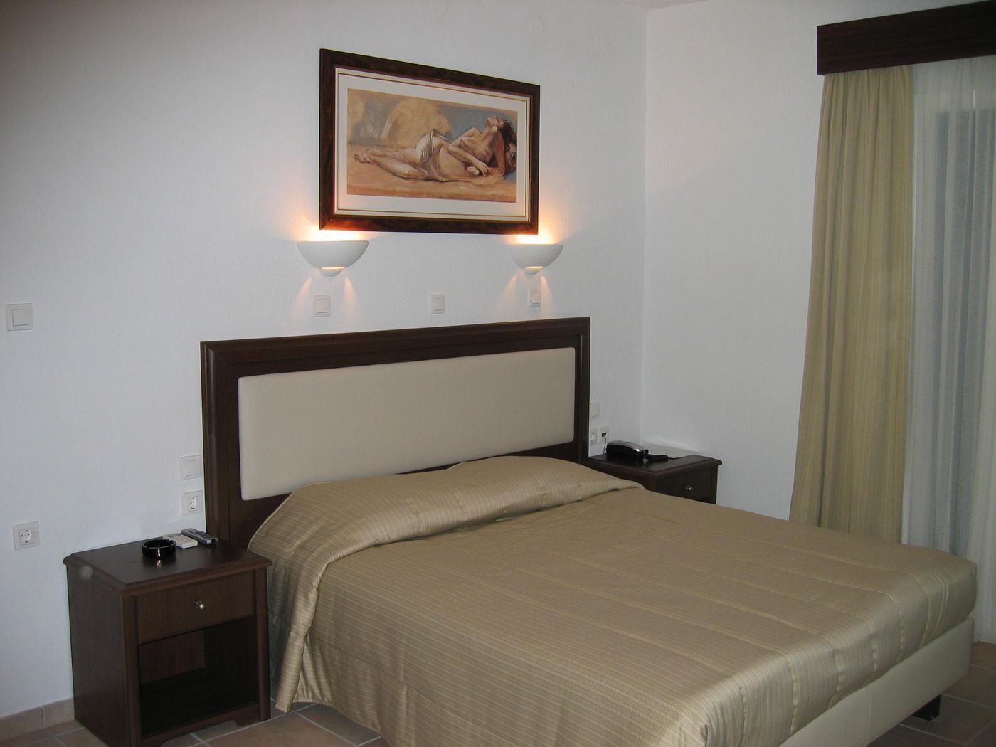 Giannoulaki-Aparthotel-Room-18