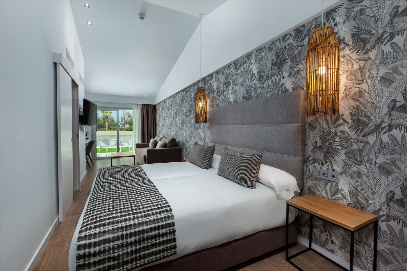 Kumara-Serenoa-by-Lopesan-Hotels-Room-34