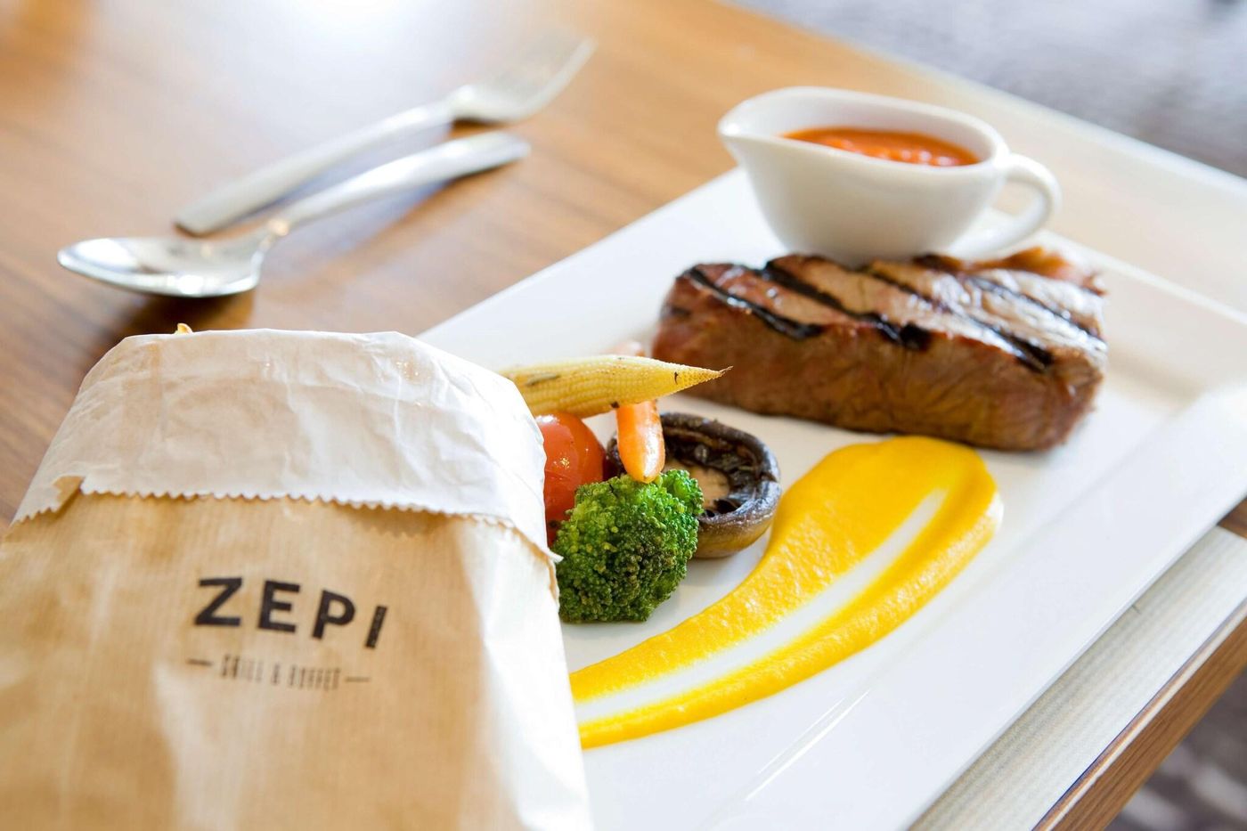 SunSquare-Cape-Town-Gardens-Restaurant-17