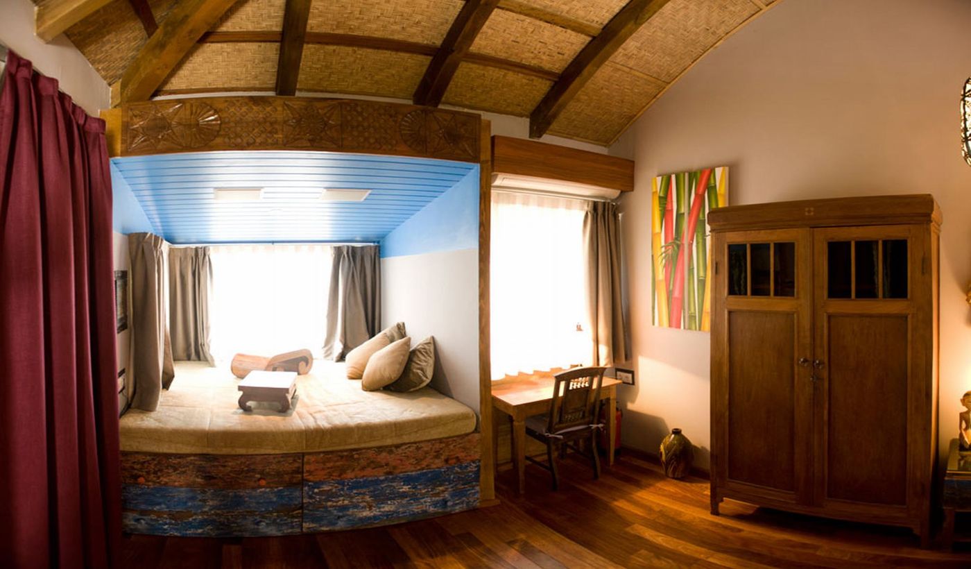 Hotel-100--Fun-Room-30